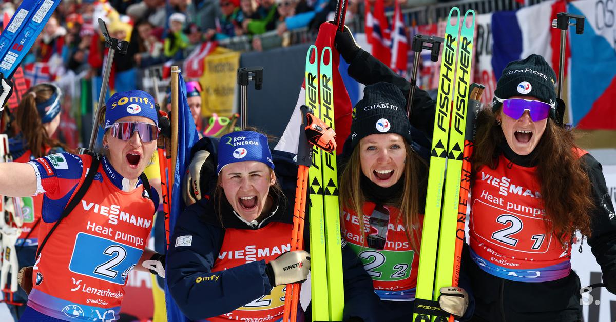 Slovenke navdušile na SP, v igri za medaljo vse do zadnjega strelskega nastopa!