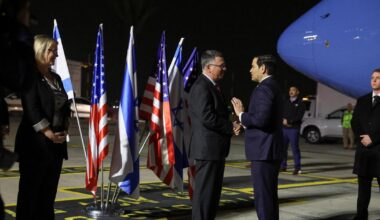 Le secrétaire d'État américain Marco Rubio est arrivé en Israël pour sa première tournée au Moyen-Orient