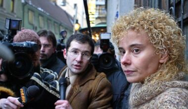 In Trump’s Washington, a Moscow-Like Chill Takes Hold. A new administration’s efforts to pressure the news media, punish political opponents and tame the nation’s tycoons evoke the early days of President Vladimir V. Putin’s reign in Russia.