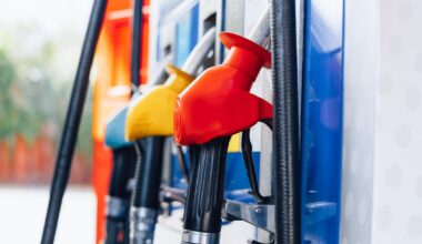 How could gas prices in the Pittsburgh area be impacted by tariffs?
