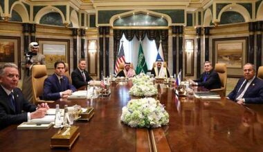 US, Russian officials hold talks in Saudi Arabia to end Ukraine war
