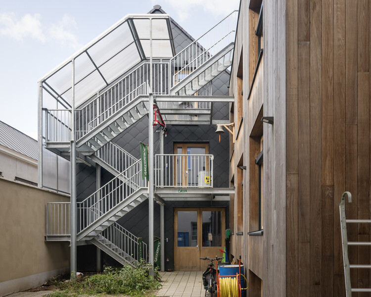 Greenpeace Belgium HQ / archipelago - Exterior Photography, Wood, Stairs, Handrail, Balcony