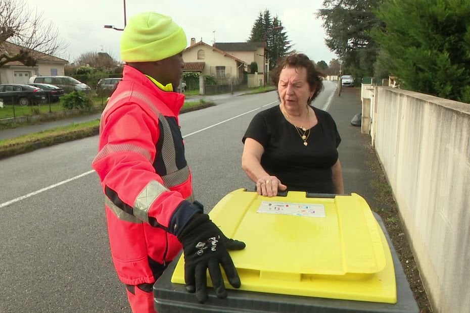 Ramassage des poubelles : le rapporteur public favorable au retour à la collecte des déchets au porte-à-porte en Dordogne
