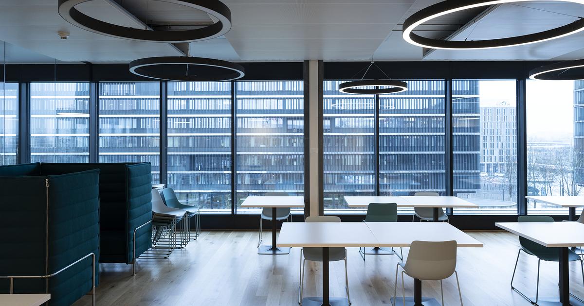 Les bureaux vides en Suisse pourraient loger 40'000 personnes - rts.ch