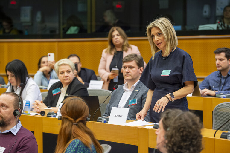 Background brief: The train accident that could crash Greece's government