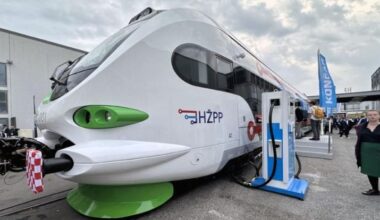 First battery-powered train from Croatia’s Končar part of UNESCO event