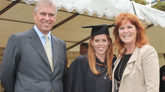 Sarah Ferguson releases bombshell statement after Princess Beatrice's major blow to Prince Andrew