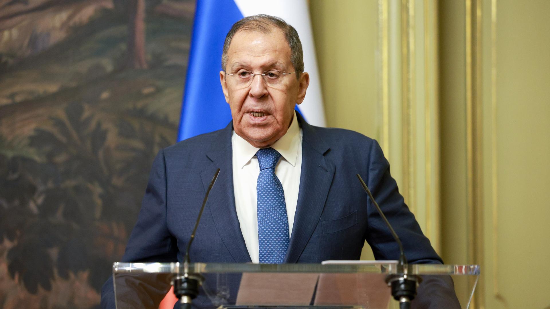 Der russische Außenminister Lawrow bei einer Pressekonferenz in seinem Amtssitz Der russische Außenminister Lawrow bei einer Pressekonferenz in seinem Amtssitz