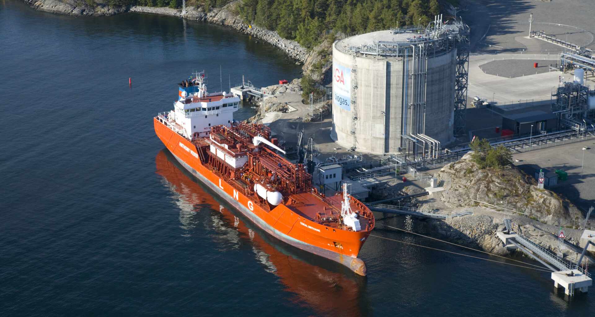 Natural Gas Key to Energy Transition But Faces Cost, Emissions Hurdles, Wood Mackenzie Says