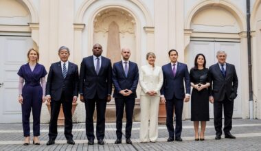 Ukraine-News: G7 versichern Ukraine weiter "unerschütterliche Unterstützung"