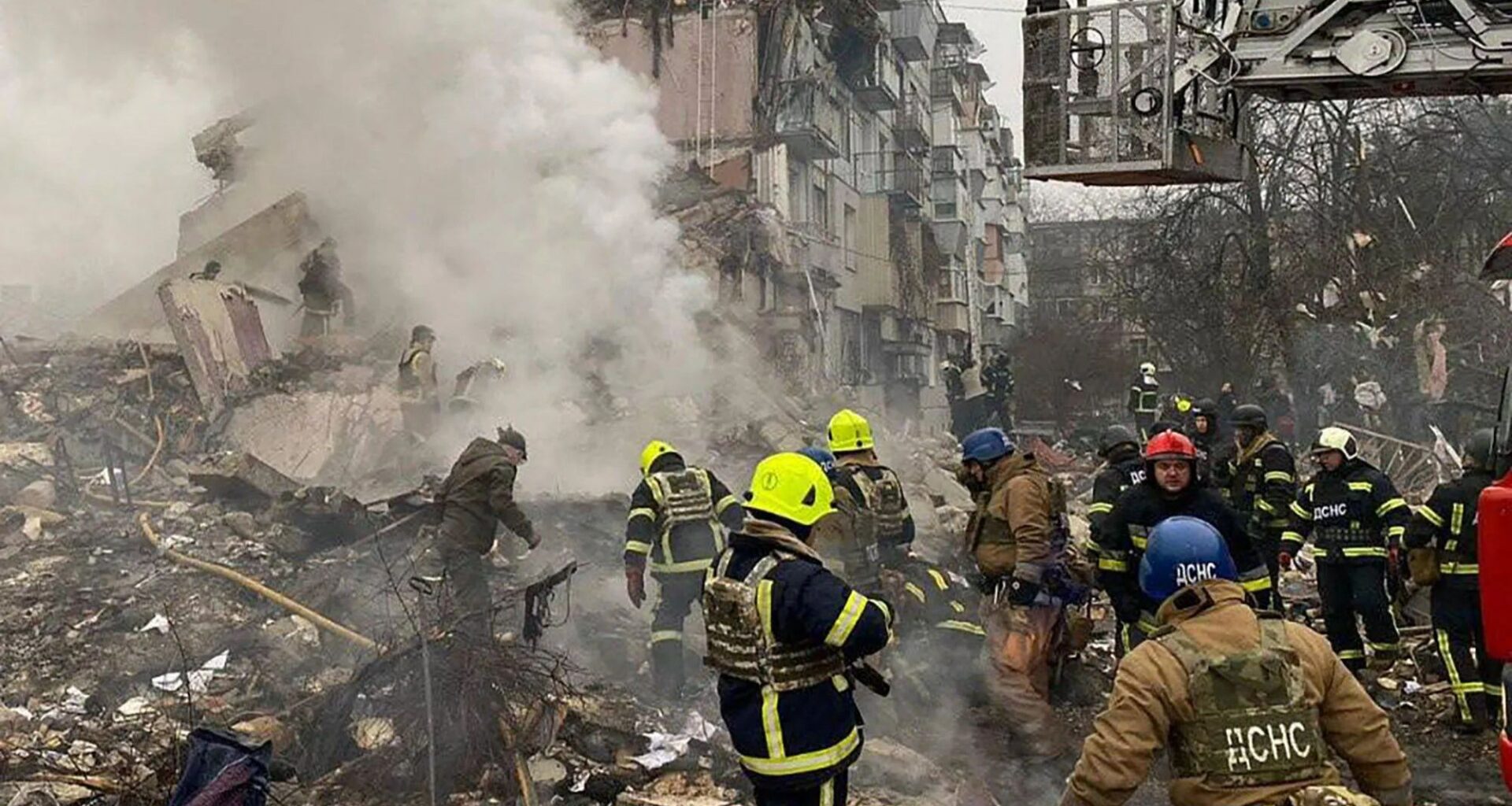Nato fighter jets scrambled as Putin unleashes huge missile and drone blitz on Ukraine - killing at least six people