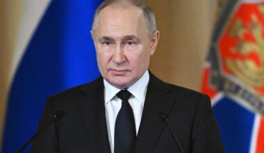 West can crush Putin & force him to negotiating table…but only with KGB mindset & Cold War tactics, says ex-Nato adviser
