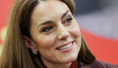 Fight the frizz like Kate Middleton with hairstylist's top rainy day beauty hack