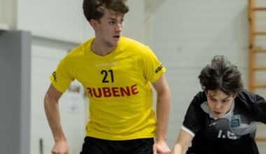 Latvijas Florbola savienība » LV » 2023/2024 » Jaunumi » "Rubene" pēdējā minūtē ielaiž trīs golus, tomēr uzvar