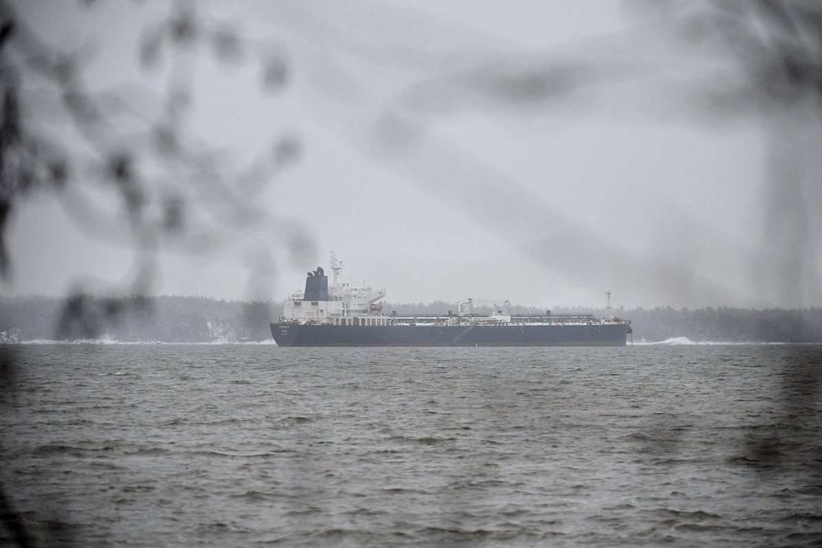 Baltic and North Sea states vow to pressure Russia's 'shadow fleet' / Article