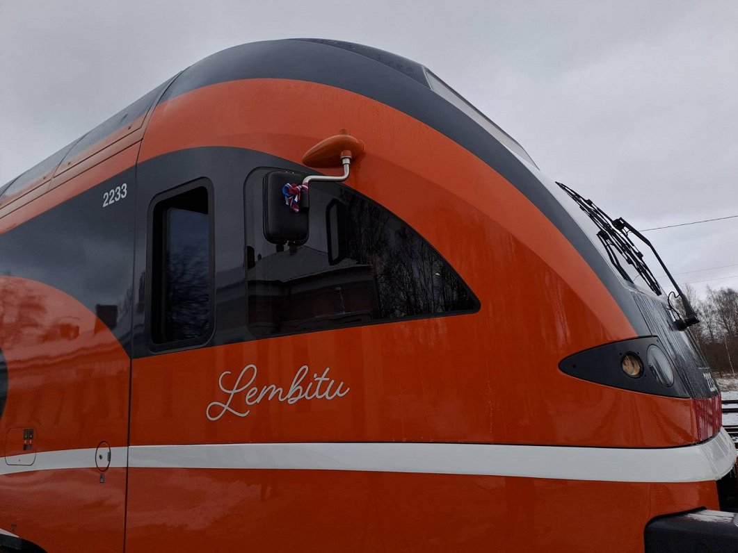 "Elron" testē vilcienu Latvijā