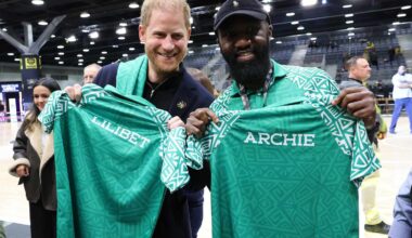 Meghan Markle and Prince Harry Receive Gifts for Kids at Invictus