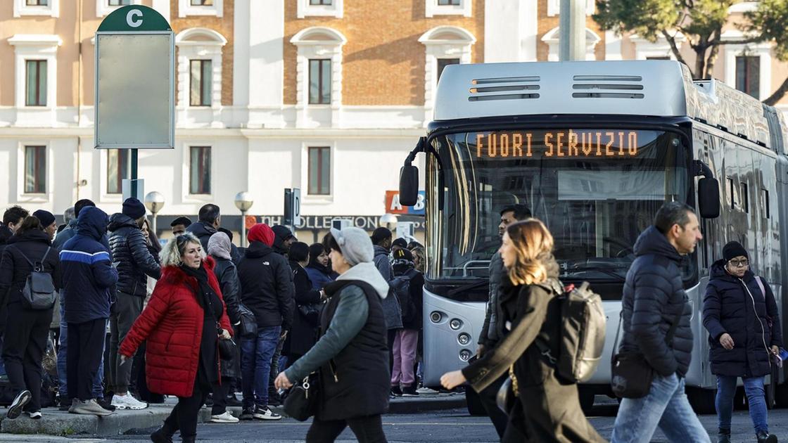 disagi per metro, bus e tram in tutta Italia
