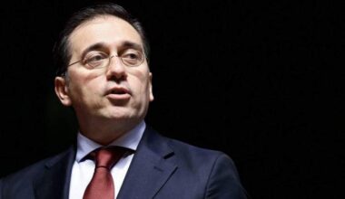Spain warns a mere ceasefire in Ukraine could help rearm Russia