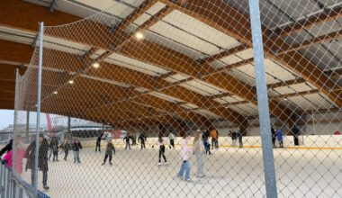Nedēļas nogalē aktīvās atpūtas cienītājiem pieejami 10 publiskās slidošanas seansi