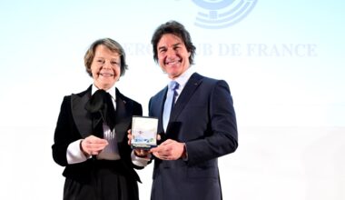 Tom Cruise Honored With Prestigious Medal From France's Aero Club