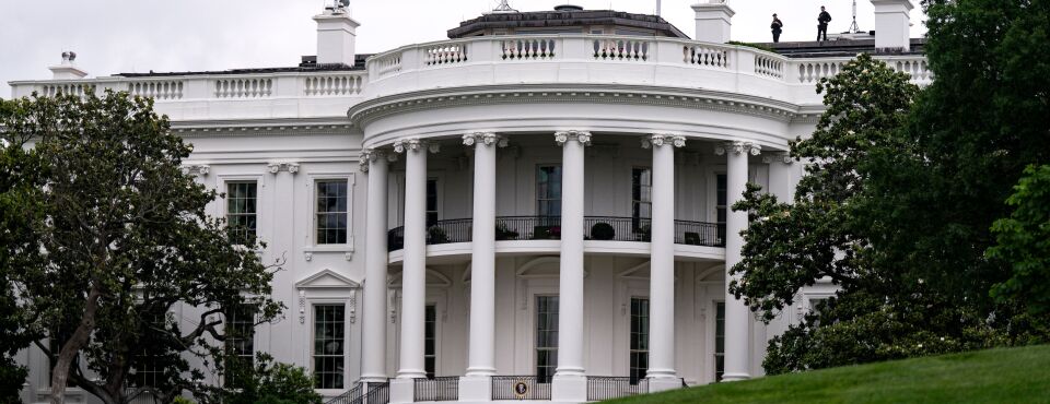 White House Says It Has No Legal Basis to Regulate Permitting