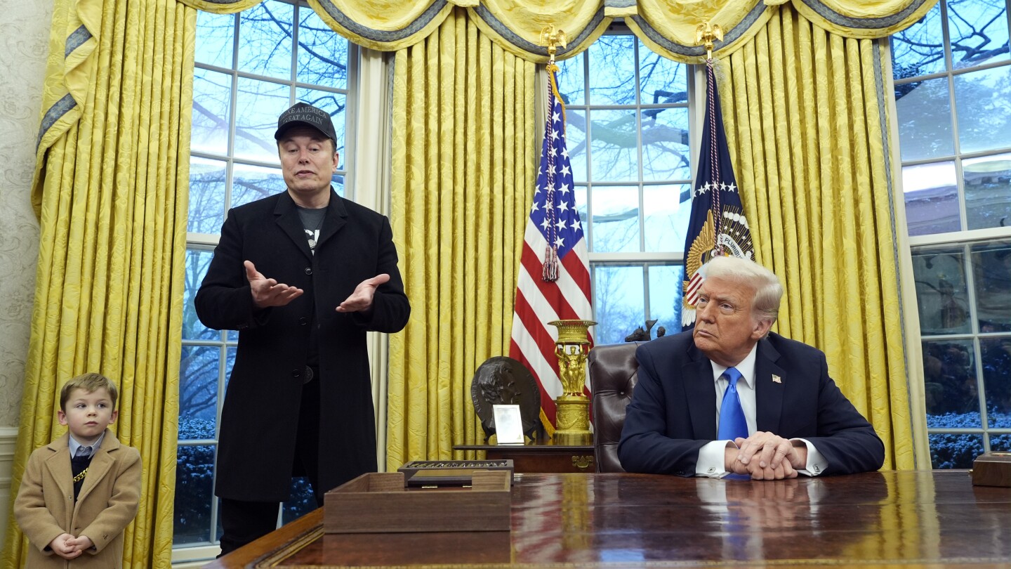 Live Trump updates: Administration says federal workforce layoffs are not from DOGE