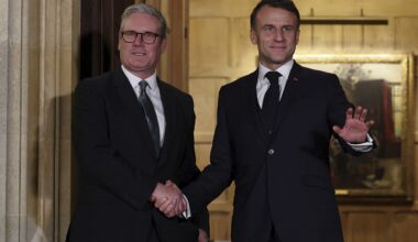 The leaders of France and Britain head to Washington to urge Trump not to abandon Ukraine