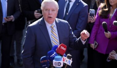 What US lawmakers are saying about the White House clash between Trump and Zelenskyy