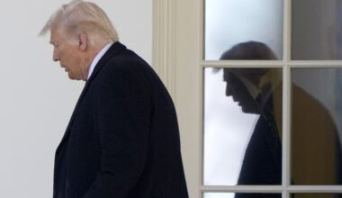 The warning signs in Trump's first month