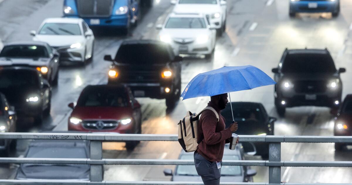 Chance of strong atmospheric river, mudslide grows for L.A.