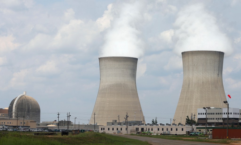 A push for nuclear energy, targeting apartment "junk fees," gun control and more from the Colorado legislature this week