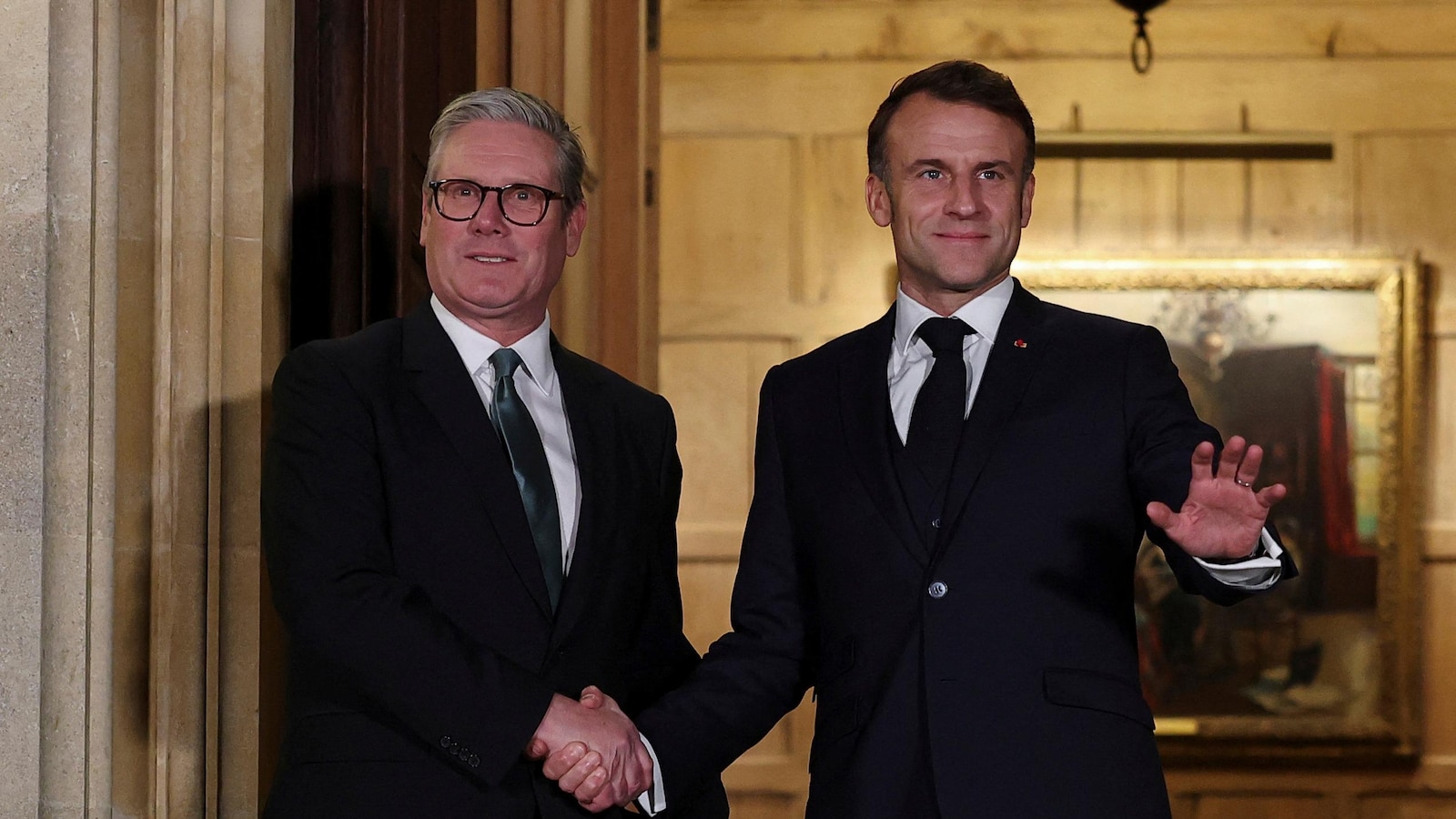 The leaders of France and Britain head to Washington to urge Trump not to abandon Ukraine
