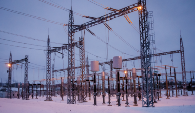 Baltic states cut power ties with Russia, plug into European grid