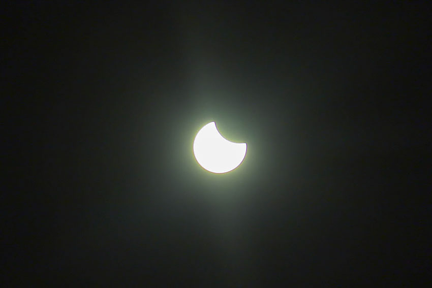 Gedeeltelijke zonsverduistering zichtbaar boven Nederland – 112hoogezand.nl