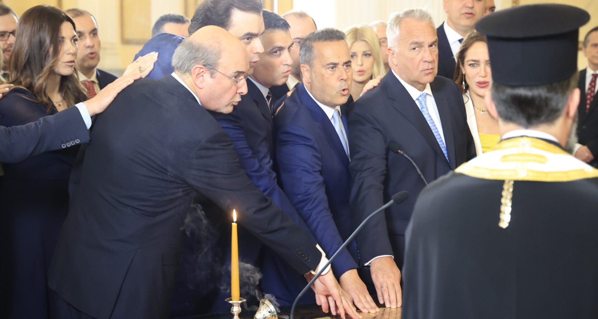 Νέα Κυβέρνηση: Ολοκληρώθηκε η ορκωμοσία - Τι δήλωσαν οι νέοι υπουργοί [εικόνες και βίντεο]