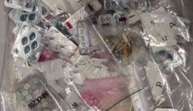 Reiziger laat rugzak vol drugs achter in ov Amsterdam