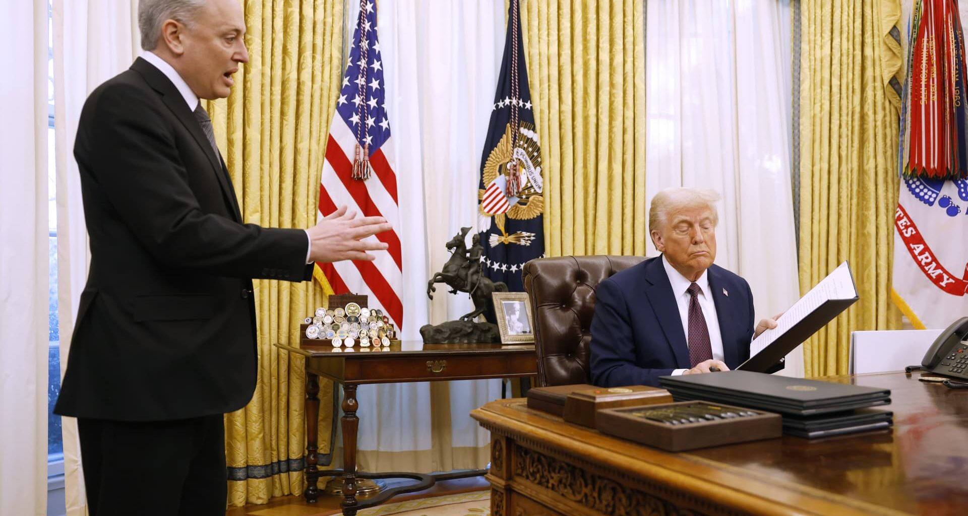 Pro-Trump techies enraged by crypto reserve plan, causing early rift