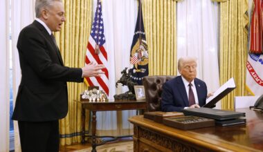 Pro-Trump techies enraged by crypto reserve plan, causing early rift