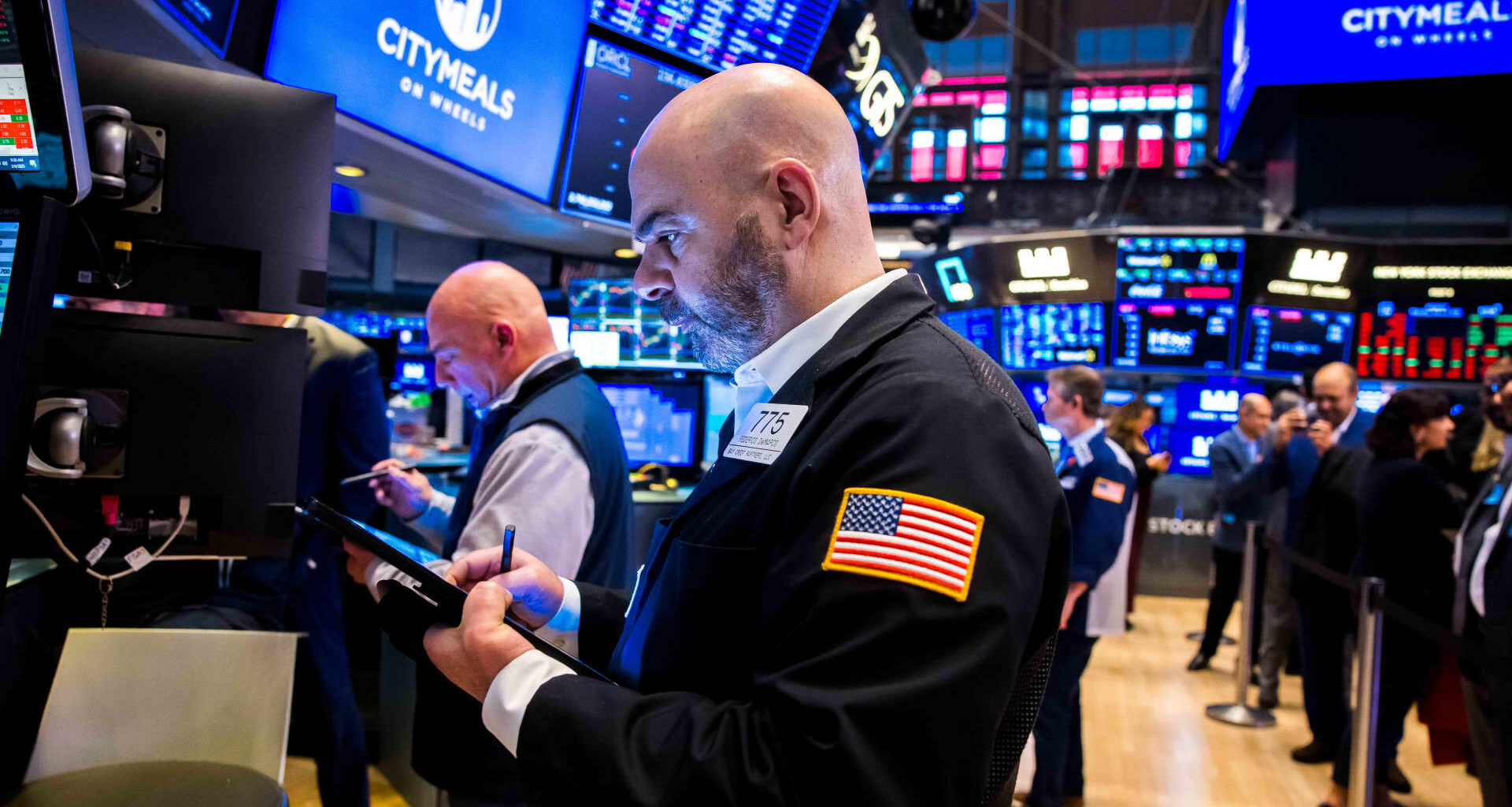 Stock market today: Live updates