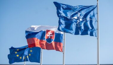 Slovakia’s leaders agree on not sending troops to Ukraine, differ on further aid