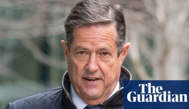 Ex-Barclays boss Jes Staley admits having sex with member of Jeffrey Epstein staff | Jes Staley