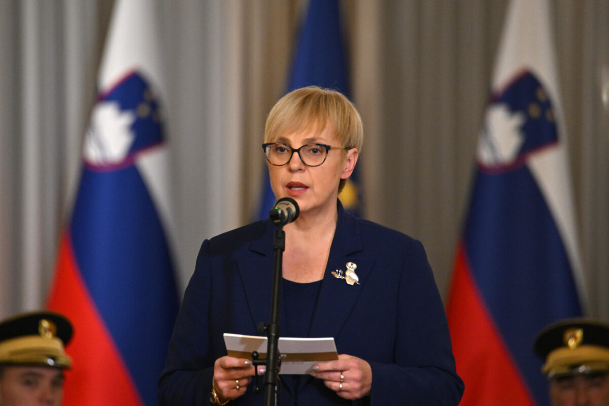 Trumpov posebni odposlanec slovenski predsednici očital naše obrambne izdatke