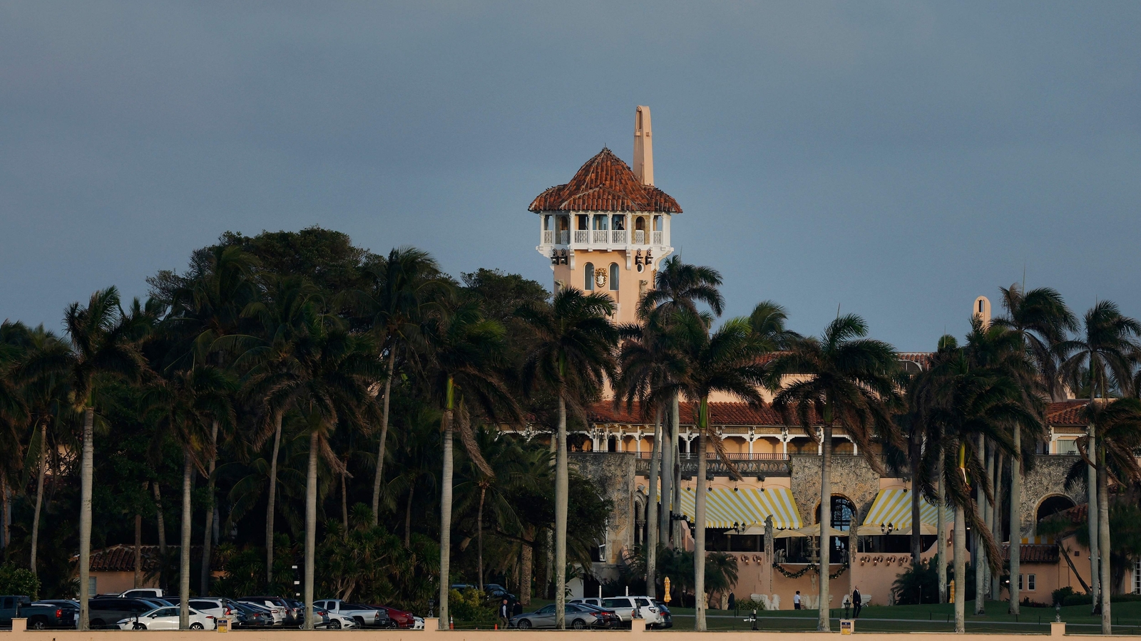 3 civilian aircraft breach airspace over Trump's Florida resort, F-16s scrambled: Report