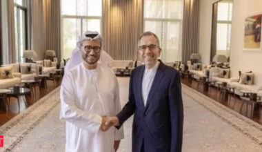 Iran, UAE discuss bilateral relations; focus on mutual interests, trade