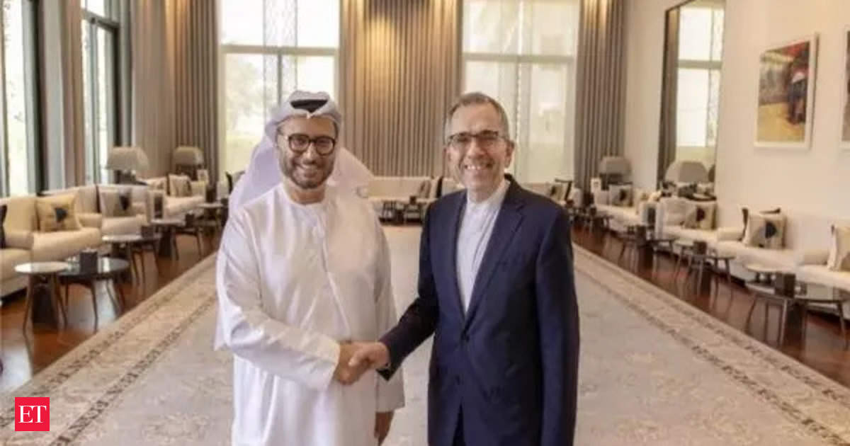 Iran, UAE discuss bilateral relations; focus on mutual interests, trade