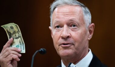 Ex-Social Security Commissioner: DOGE Cuts Could Interrupt Payments