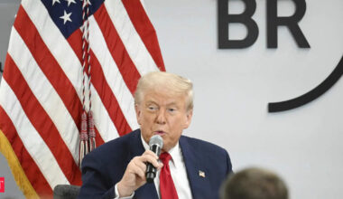 Iran says to receive Trump letter 'soon'