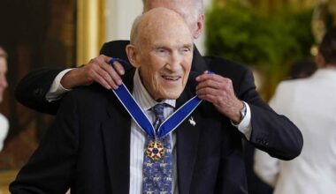 Alan Simpson, legendary US senator, dies at 93