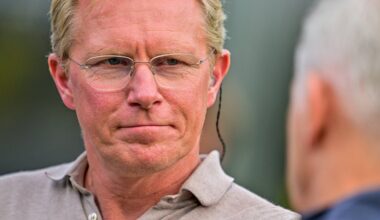 Vincent Schildkamp ergert zich aan ‘navelstaarderig, zielig persoon’ bij Oranje